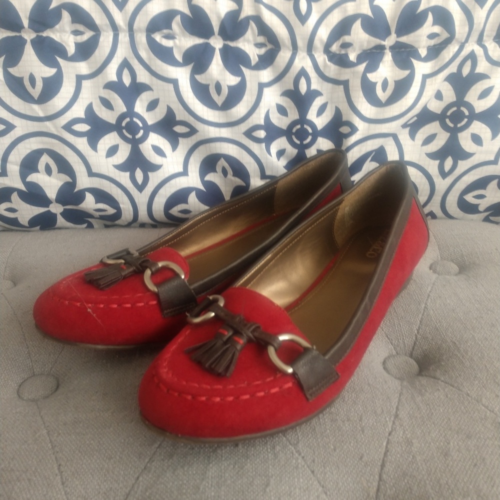 Women's Red Velvet vegan leather Liz & Co. Shoes